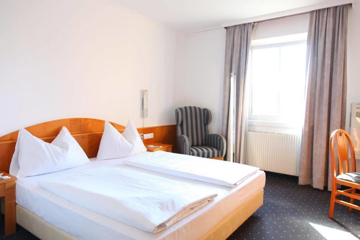 Dion Hotel Villach Kültér fotó